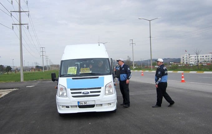 Trafik Zabıtaları göz açtırmıyor