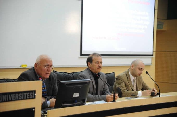 SAÜ'de proje yönetimi konferansı