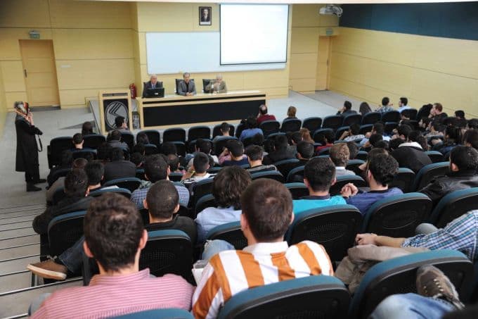 SAÜ'de proje yönetimi konferansı