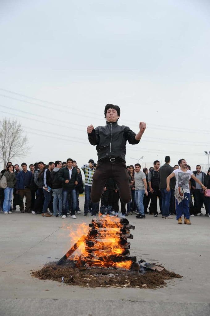 SAÜ'de Nevruz coşkuyla kutlandı
