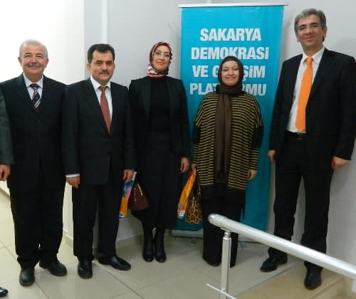 Vali Büyük, kurabiyesini alıp komşuya gidecek