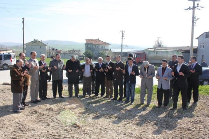 Başkan Toçoğlu, Kaynarca'da cami temeli attı