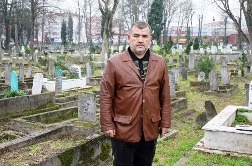 Mezarlıklarda yaşanan şaşırtıcı ve ibretlik olaylar