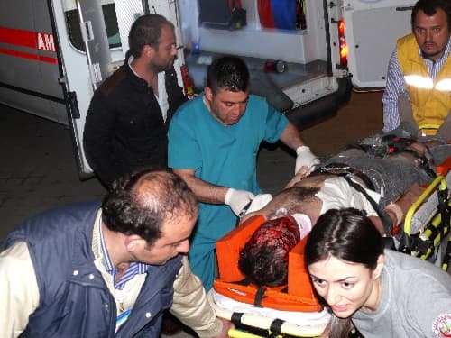 Direksiyon hakimiyetini kaybetti, araçla takla attı