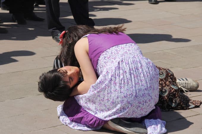 Kadına karşı şiddetin tiyatrosunu yaptılar