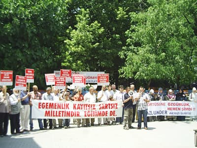 Akyazı Başörtüsü Platformu'ndan Basın Açıklaması 