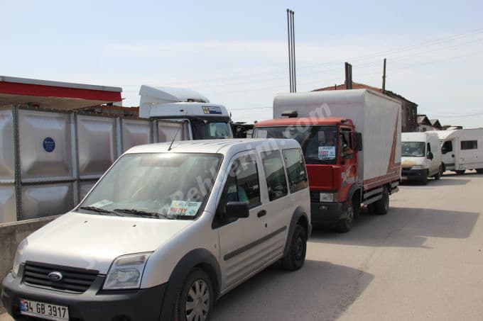 Kıvanç Tatlıtuğ Adapazarı'ndaydı