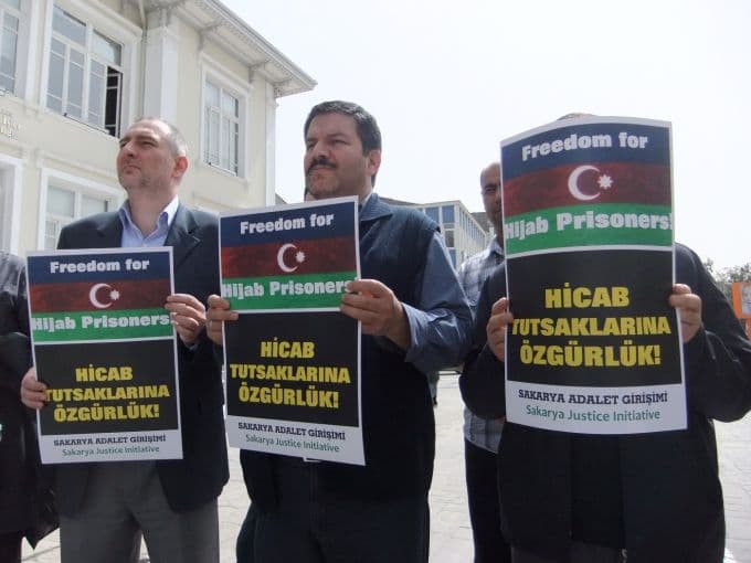 "Türkiye niçin hâla NATO üyesi?"