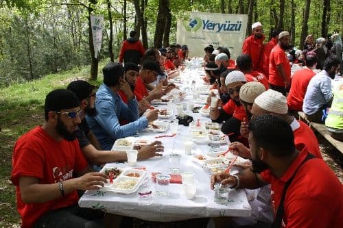 Suriye'ye gidecek 28 ambulaslık konvoy Sakarya'da
