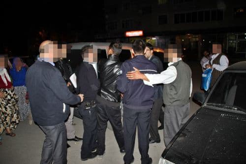 Kapkaççıya direndi, merdivenlerden düştü