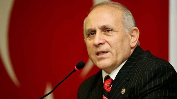 Burhan Kuzu 'Başkanlık Sistemi' için Sakarya'ya geliyor