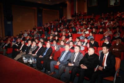 <div><font face="arial, helvetica, sans-serif" size="2">Yargının &ccedil;oğu zaman sistemde ihmal edildiğini dile getirerek konuşmasına başlayan Milletvekili Ali İhsan Yavuz, &ldquo;B&uuml;t&uuml;n sistem &uuml;&ccedil;l&uuml; bir sacayağının &uuml;zerine kurulmuştur. Bu ayaklar; yasama, y&uuml;r&uuml;tme ve yargı. Ancak yargı &ccedil;oğu zaman ihmal ediliyor. Bu &uuml;&ccedil;l&uuml; ayağın bir tanesinin aksaması yapının &ccedil;&ouml;kmesine neden olmaktadır. 2002&rsquo;den &ouml;nce y&uuml;r&uuml;tme ve yasama i&ccedil; i&ccedil;e ge&ccedil;miş bir haldeydi. Yargı ise zaten aksıyordu. Bu nedenle T&uuml;rkiye, krizlerden kurtulamıyordu. Son on yılda ise bu &uuml;&ccedil;l&uuml; sacayağından yasama ve y&uuml;r&uuml;tme ayrı, i&ccedil; i&ccedil;e ge&ccedil;meden, &ccedil;alışıyor. Bu nedenle de g&uuml;zel işler yapılıyor. Yargı ayağına gelince, AK Parti, yargıda &ouml;nemli reformlar ger&ccedil;ekleşmiştir.&rdquo; diye konuştu.</font></div>