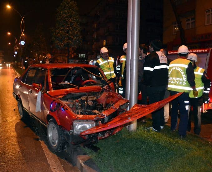 Sarhoş sürücü gece yarısı polisleri bile güldürdü