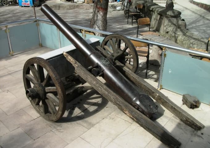 Atatürk'ün hediyesine bakım yapıldı