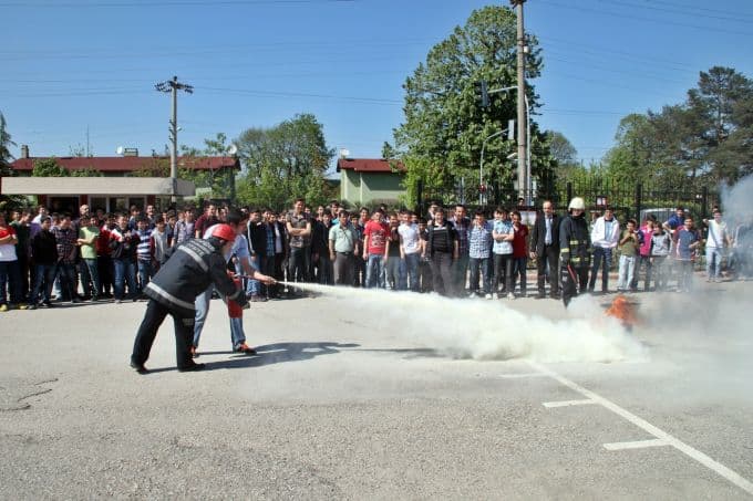 Sapanca'daki yangın tatbikatı gerçeğini aratmadı