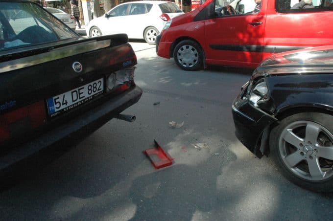 Bulvar'daki trafik yoğunluğu kazaya sebep oldu