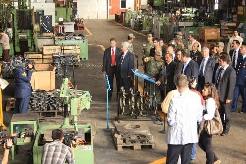 Komisyon üyeleri fırtına obüsüne hayran kaldı