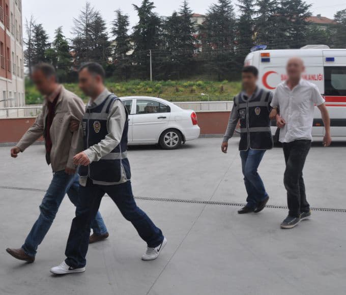 Sakarya polisinden büyük operasyon 47 kişi gözaltında!