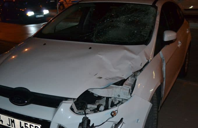 Erenler'de otomobilin çarptığı kişi hayatını kaybetti