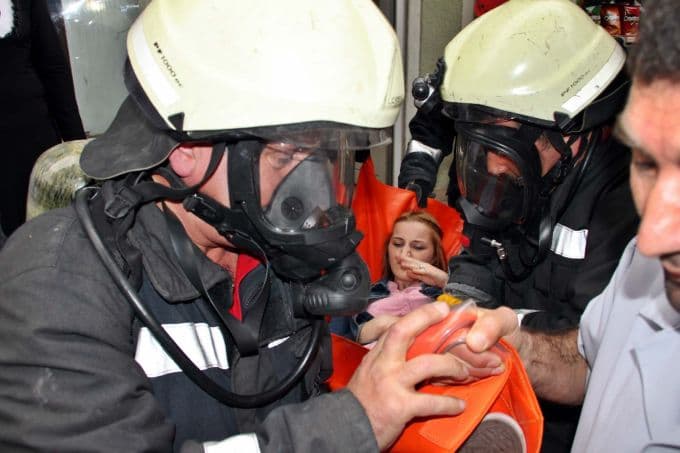 Hastanedeki yangın tatbikatı gerçeğini aratmadı