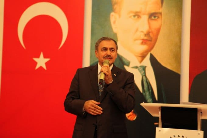 Bakan Eroğlu Sakarya'da STK temsilcileriyle buluştu