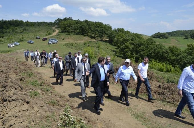 MHP'lilerden ilginç tahsise yerinde tespit