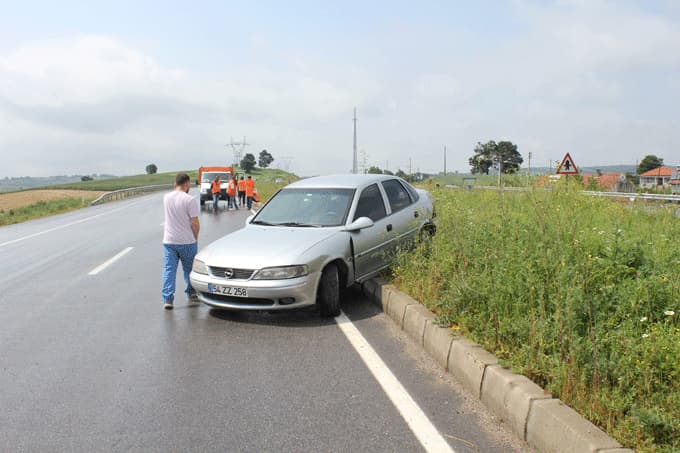 Sakarya'daki şiddetli yağmur kazaya sebep oldu