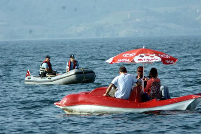 Sapanca Gölü'nde zodyaklı devriye timi göreve başladı