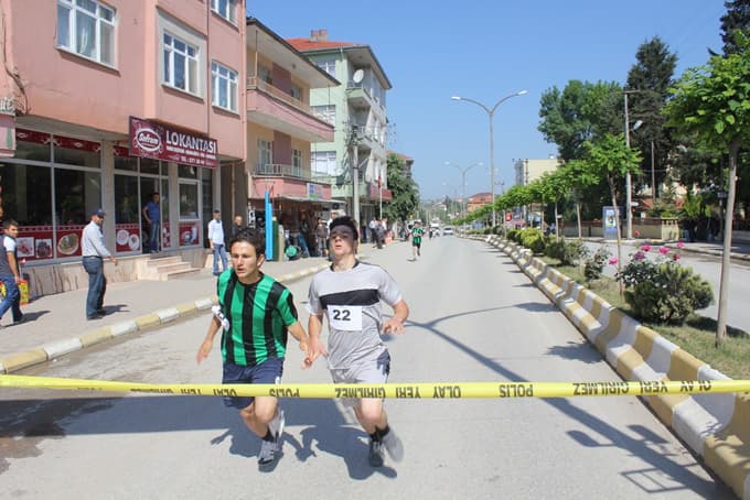 İşte Kaynarca'da yapılan Gençlik Koşusu