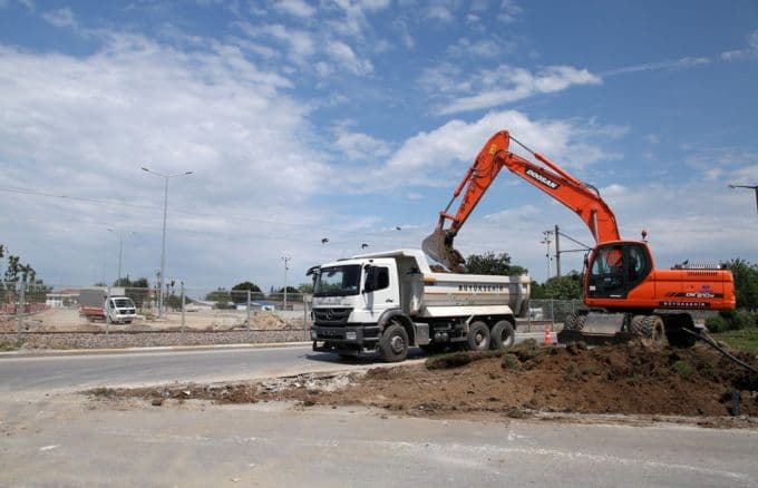 Serdivan'a yeni giriş kapısı olan yol tamamlanıyor