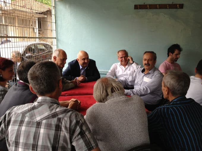 Milletvekili Özkoç, Serdivan'da sorunları dinledi