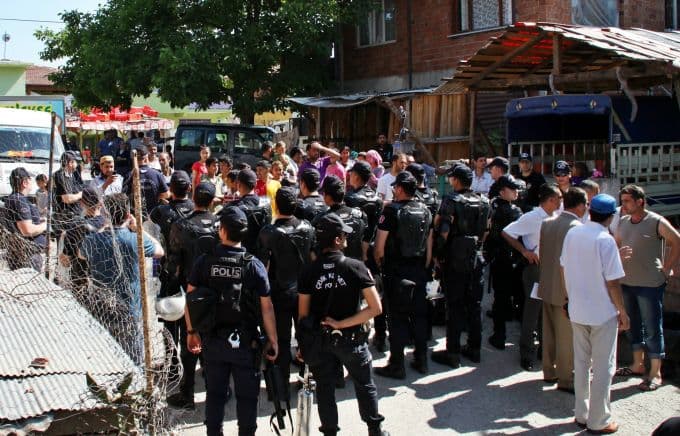 Kentsel Dönüşüm kapsamında Sapanca'da ilk yıkım yapıldı