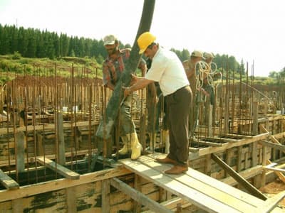 Kapalı Spor Salonu İnşaatı Tüm Hızıyla Devam Ediyor
