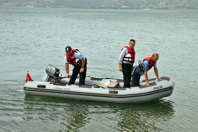 Sapanca Gölü'nde kurtarma operasyonu