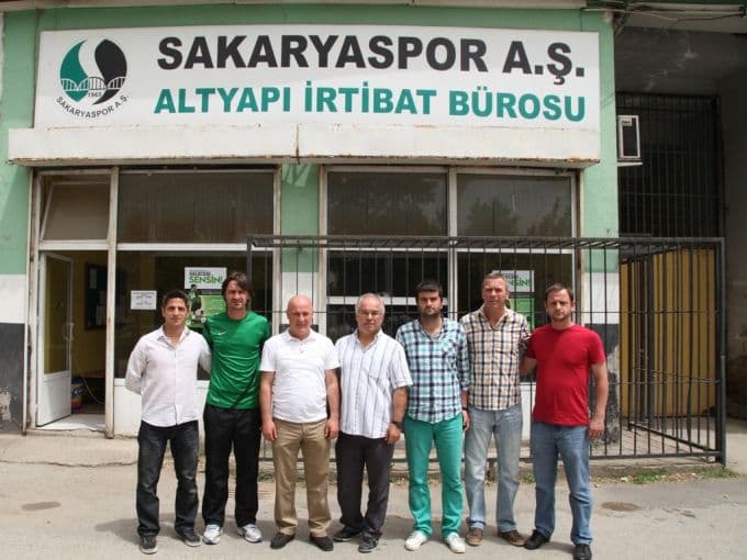 "Sakaryaspor'u geleceğe taşıyoruz"