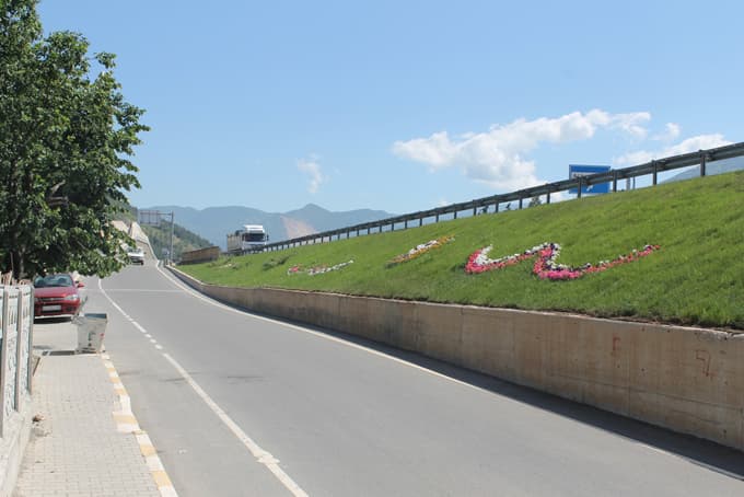 Alifuatpaşa'ya giriş çıkışlar güzelleşiyor