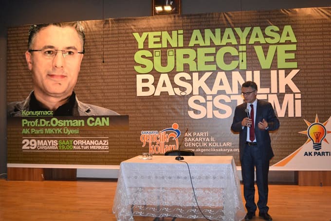 Yeni Anayasa Süreci konulu konferans gerçekleşti