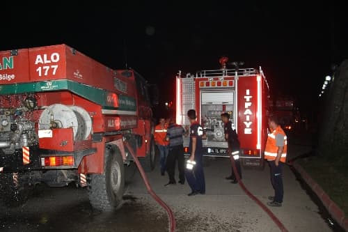 Geyve'de yangın çıktı