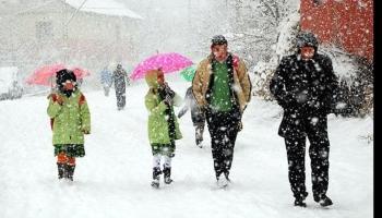 Taraklı'da okullar kar nedeniyle tatil edildi
