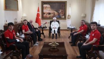TEKNOFEST Türkiye Birincisi öğrencilerimizi kabul etti