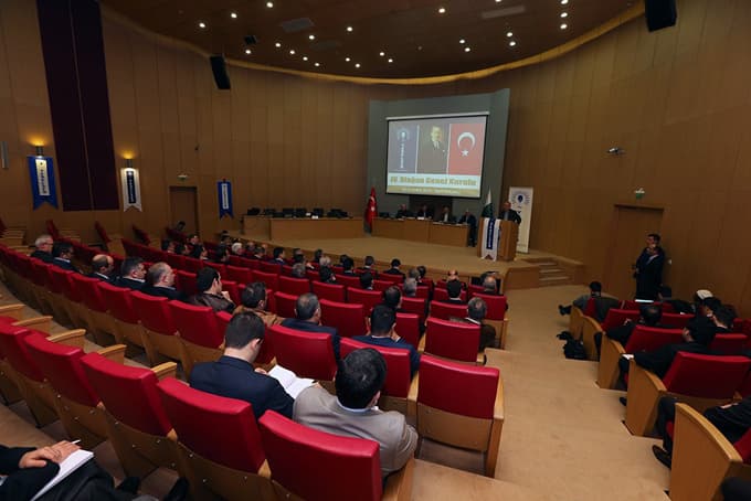 Toçoğlu, Yerelsen 4. Olağan Genel Kurul toplantısına katıldı Toçoğlu, Yerelsen 4. Olağan Genel Kurul toplantısına katıldı