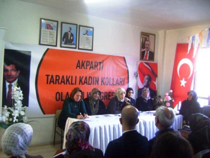 Ak Parti Taraklı Kadın Kolları Kongresi yapıldı Ak Parti Taraklı Kadın Kolları Kongresi yapıldı
