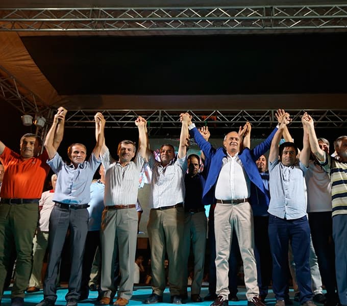 Silahı teröriste değil millete yönelttiler Silahı teröriste değil millete yönelttiler