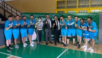 Nefes Kesen Voleybol Öğretmenler Turnuvasının Kazananı Kale Okulları